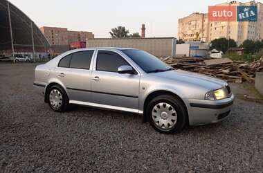 Лифтбек Skoda Octavia 2009 в Полтаве