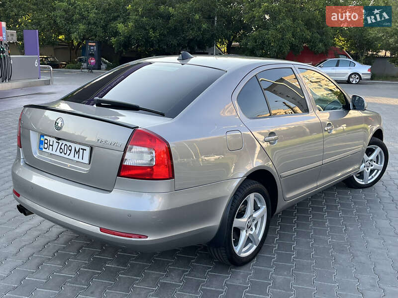 Лифтбек Skoda Octavia 2009 в Одессе