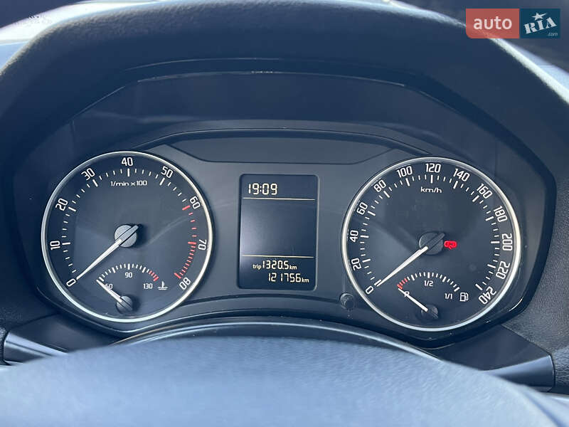 Лифтбек Skoda Octavia 2009 в Одессе