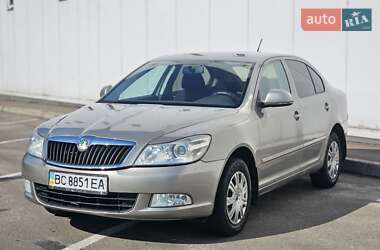 Лифтбек Skoda Octavia 2011 в 