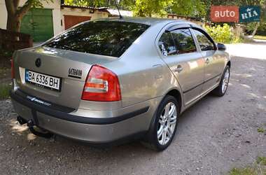 Лифтбек Skoda Octavia 2008 в 