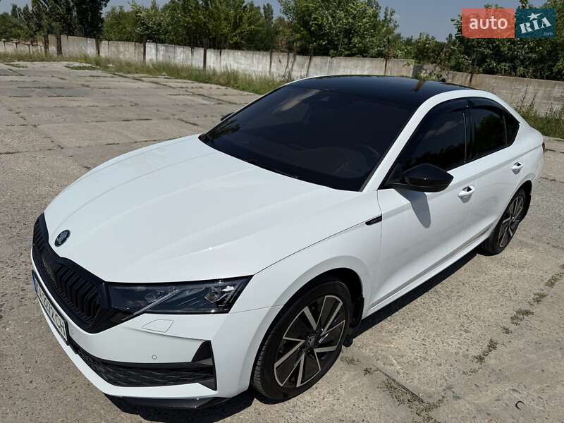 Лифтбек Skoda Octavia 2024 в Днепре