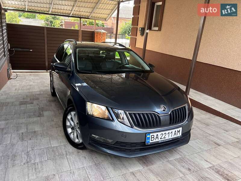 Универсал Skoda Octavia 2017 в Кропивницком