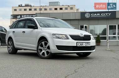 Универсал Skoda Octavia 2016 в Киеве