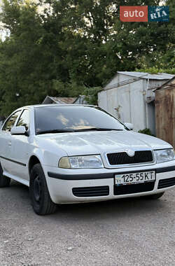 Лифтбек Skoda Octavia 2002 в Киеве