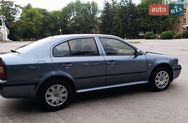 Лифтбек Skoda Octavia 2008 в 