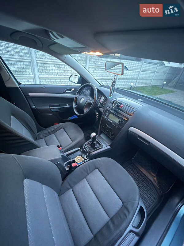 Универсал Skoda Octavia 2006 в Дубно