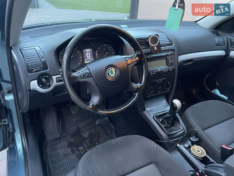 Универсал Skoda Octavia 2006 в Дубно