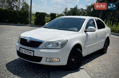 Лифтбек Skoda Octavia 2010 в Днепре