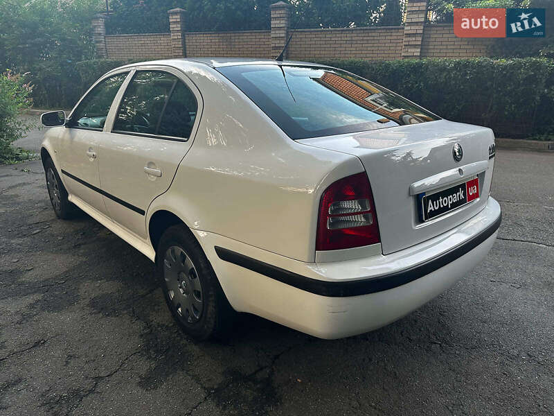 Лифтбек Skoda Octavia 2005 в Киеве
