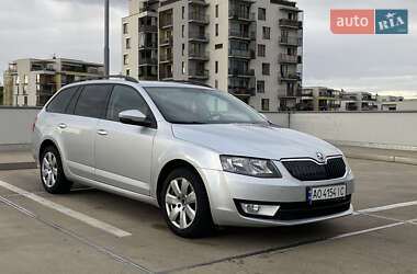 Універсал Skoda Octavia 2015 в Ужгороді