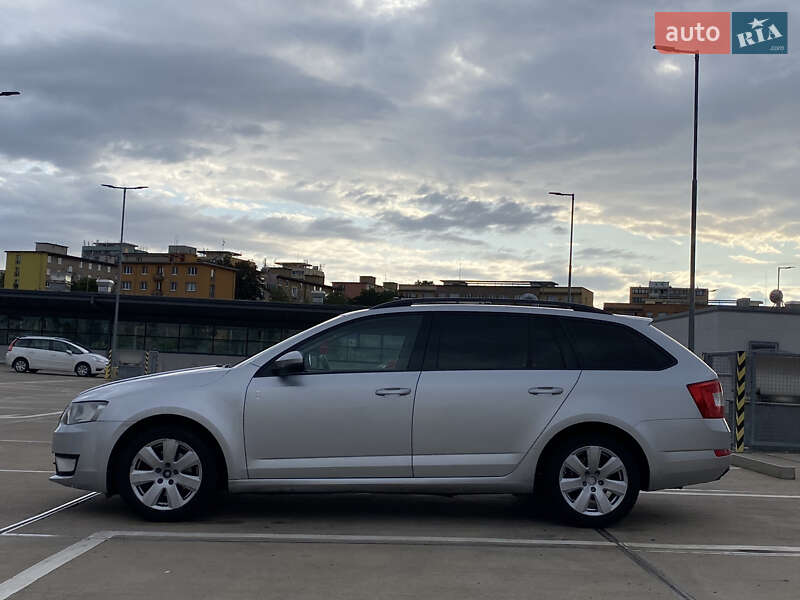 Універсал Skoda Octavia 2015 в Ужгороді