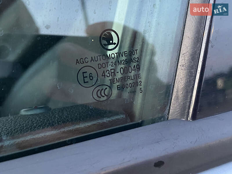 Універсал Skoda Octavia 2015 в Ужгороді