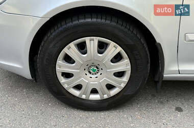 Универсал Skoda Octavia 2011 в 
