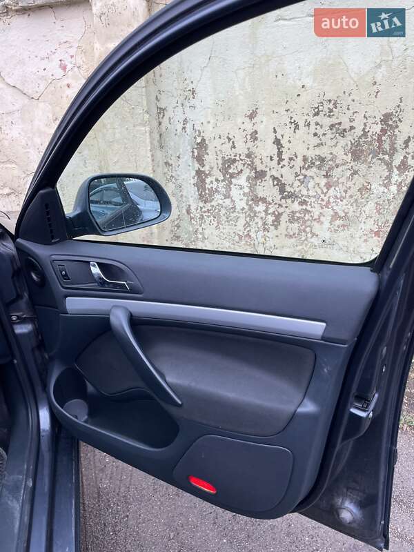 Ліфтбек Skoda Octavia 2012 в Тернополі