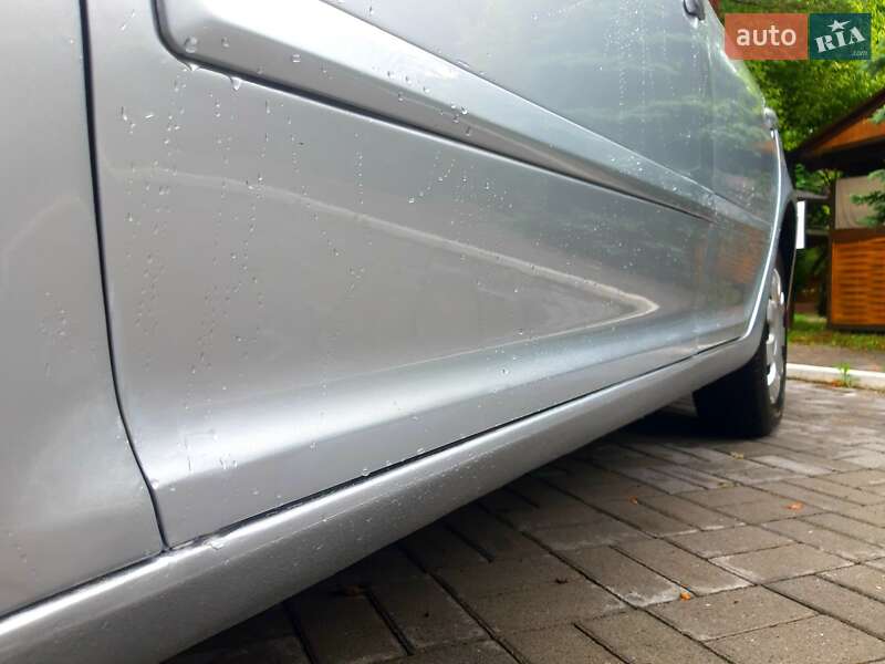 Универсал Skoda Octavia 2009 в Дрогобыче