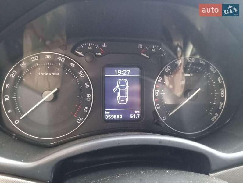Лифтбек Skoda Octavia 2004 в Ивано-Франковске
