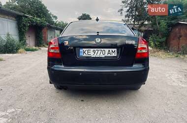 Лифтбек Skoda Octavia 2006 в 