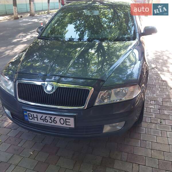 Лифтбек Skoda Octavia 2008 в 