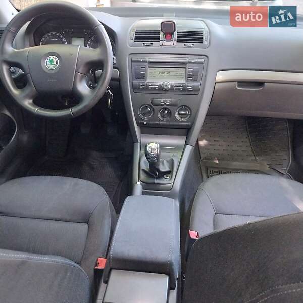 Лифтбек Skoda Octavia 2008 в Одессе