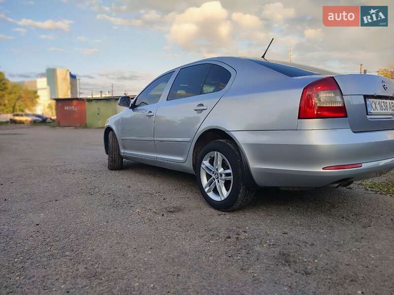 Лифтбек Skoda Octavia 2011 в Харькове