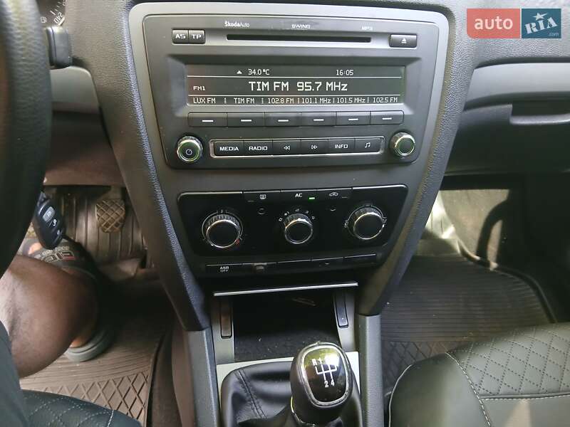 Универсал Skoda Octavia 2012 в Прилуках