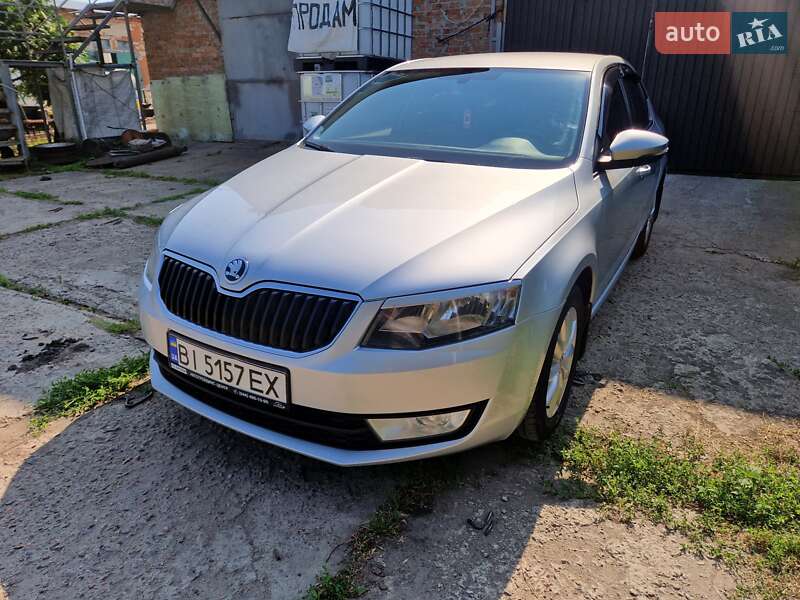 Лифтбек Skoda Octavia 2015 в Полтаве