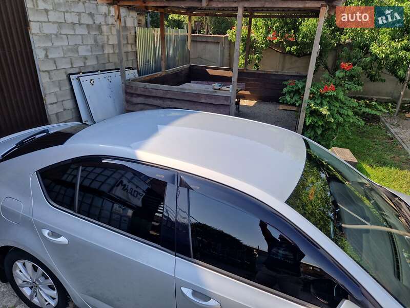 Лифтбек Skoda Octavia 2015 в Полтаве