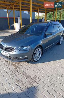 Универсал Skoda Octavia 2017 в 