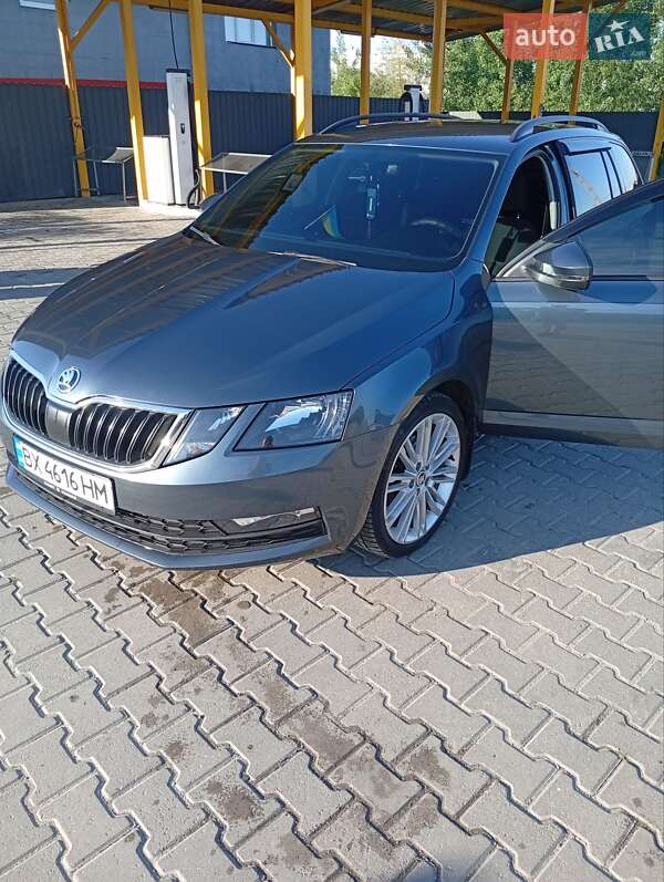 Универсал Skoda Octavia 2017 в Хмельницком