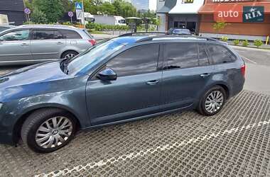 Универсал Skoda Octavia 2015 в Львове