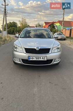 Універсал Skoda Octavia 2012 в Миколаєві