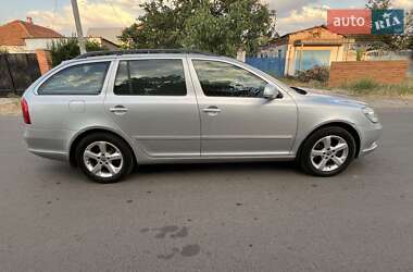 Универсал Skoda Octavia 2012 в 