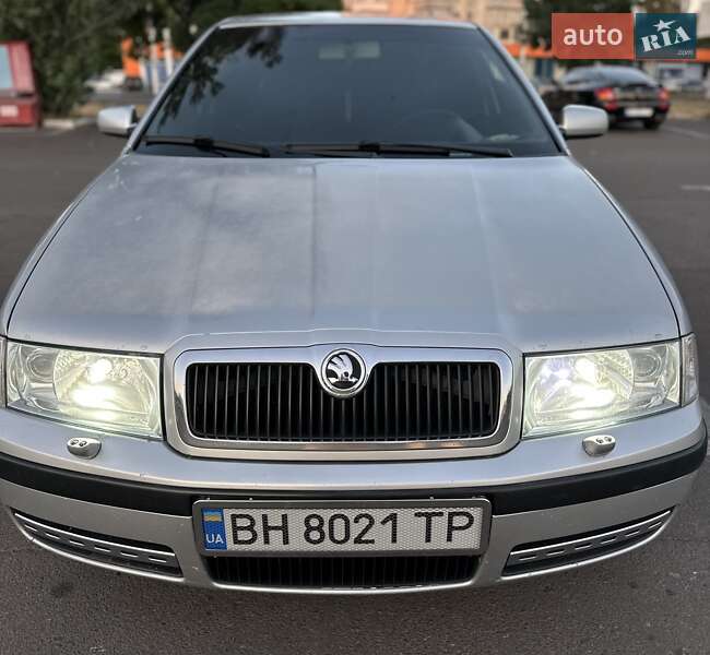 Лифтбек Skoda Octavia 2001 в Одессе