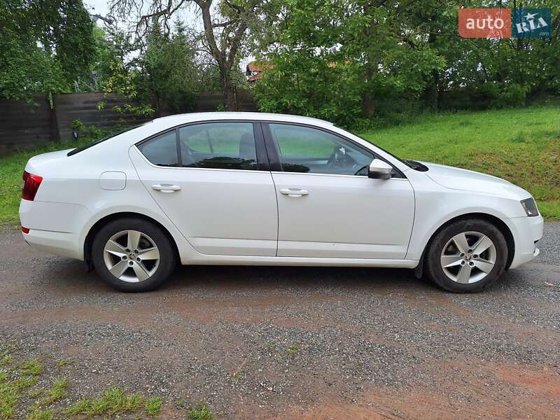 Лифтбек Skoda Octavia 2013 в Солотвине