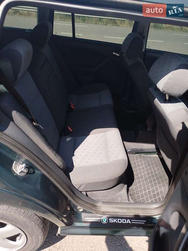 Универсал Skoda Octavia 2001 в Хусте