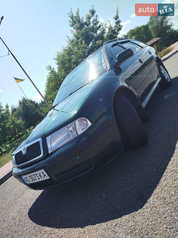 Универсал Skoda Octavia 2001 в Хусте