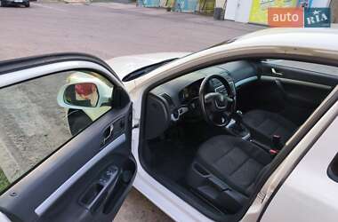Лифтбек Skoda Octavia 2011 в 