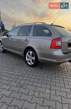 Универсал Skoda Octavia 2010 в 