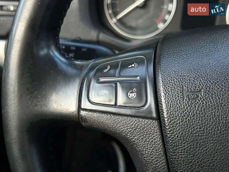 Универсал Skoda Octavia 2005 в Киеве