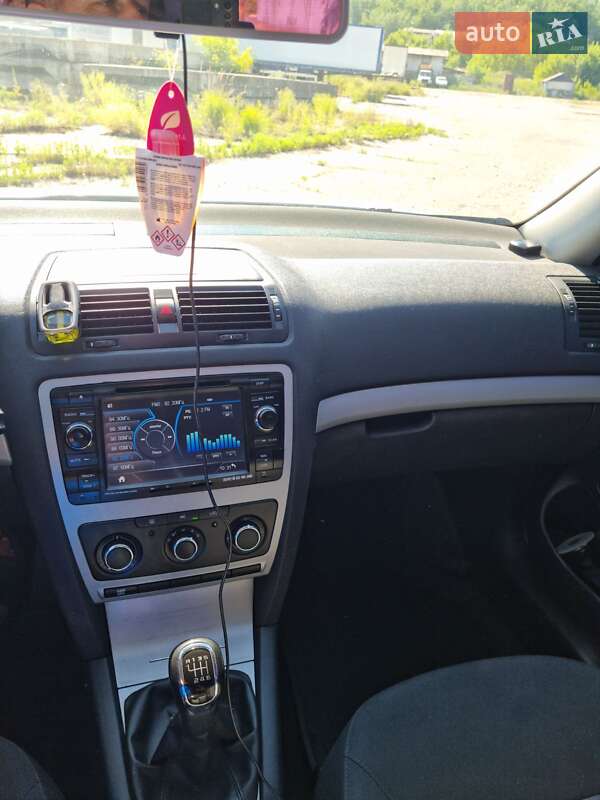 Лифтбек Skoda Octavia 2012 в Харькове