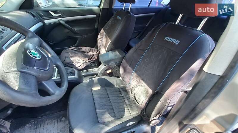 Универсал Skoda Octavia 2010 в Кривом Роге
