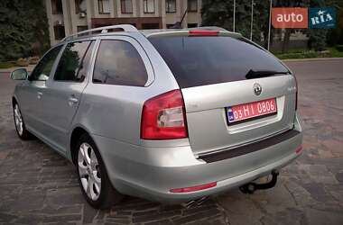 Универсал Skoda Octavia 2010 в 