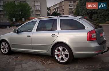 Универсал Skoda Octavia 2010 в 