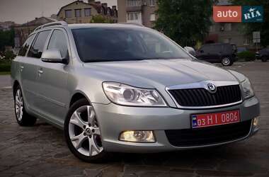 Универсал Skoda Octavia 2010 в 