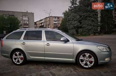 Универсал Skoda Octavia 2010 в 