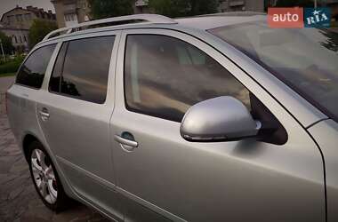 Универсал Skoda Octavia 2010 в 
