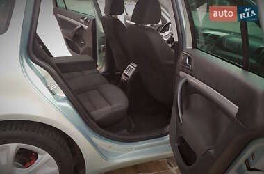 Универсал Skoda Octavia 2010 в 