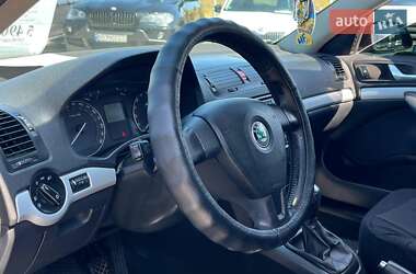 Лифтбек Skoda Octavia 2008 в 