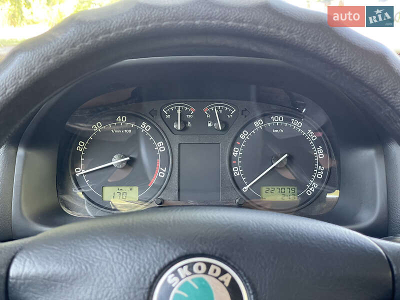 Универсал Skoda Octavia 2006 в Киеве